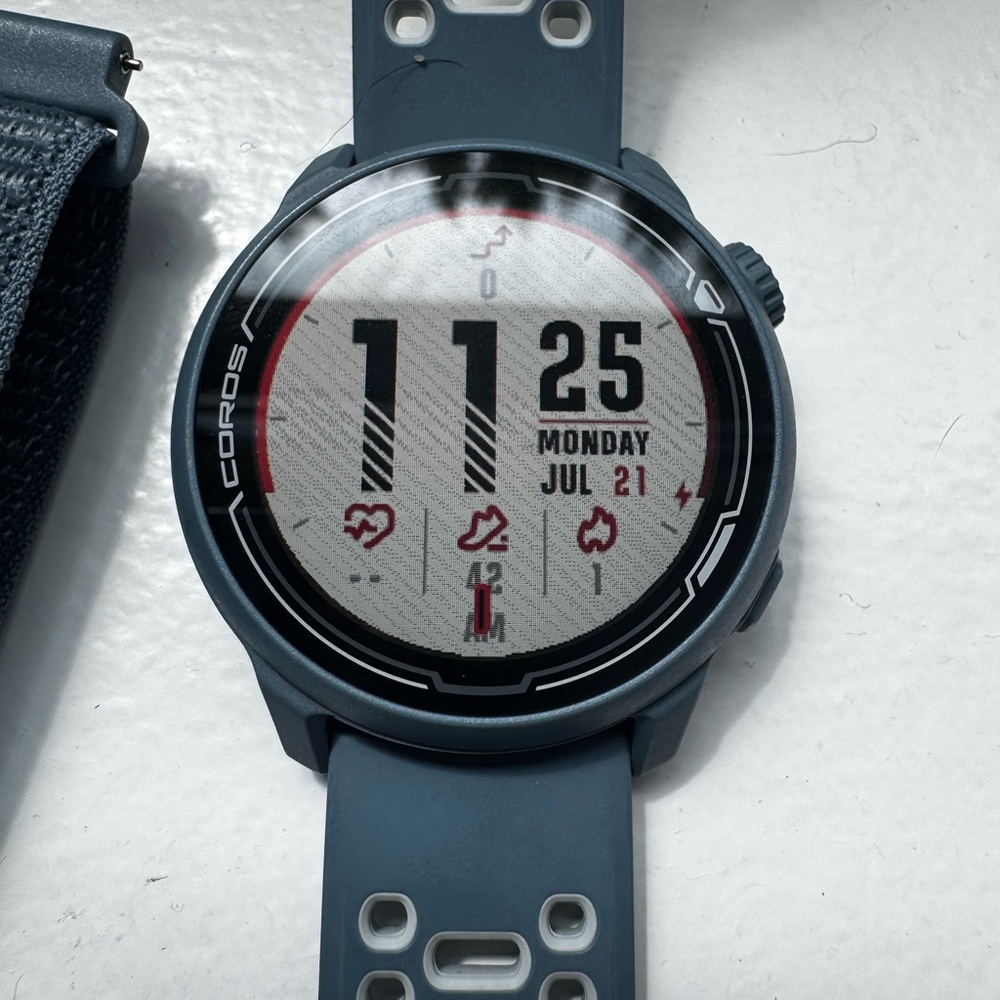COROS Pace 2 GPS watch plus Pod 2 foot pod - Picture 3 of 5